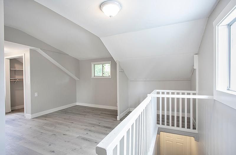 1st image of 519 W Colorado Blvd #1/2