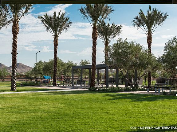 2nd image of 2016 W Union Park Dr