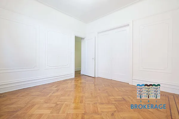 Rented by SBJ Brokerage, LLC | media 6