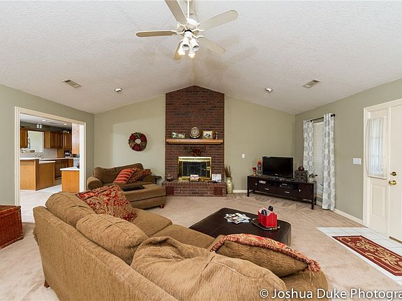 4th image of 179 Countryside Dr