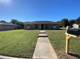 7460 Timberhill Dr, North Richland Hills, TX 76182