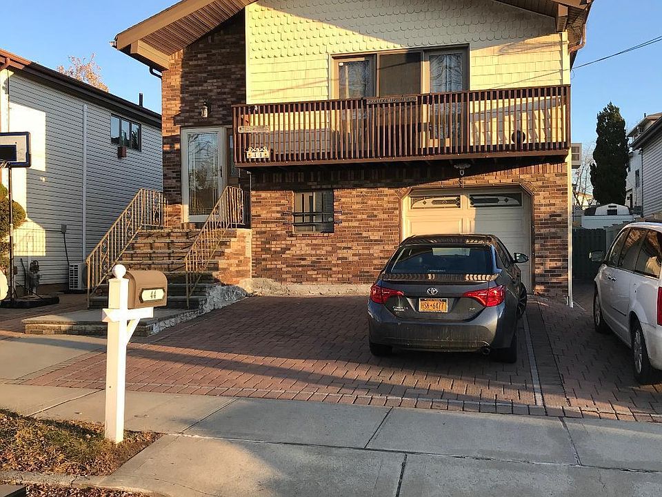 1st image of 44 Crown Ave