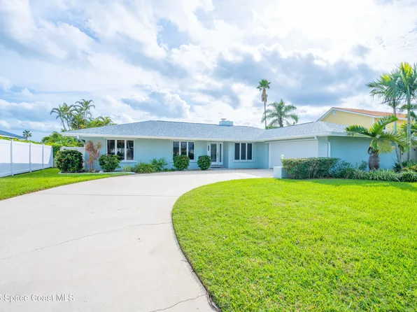 6 Country Club Rd, Cocoa Beach, FL 32931