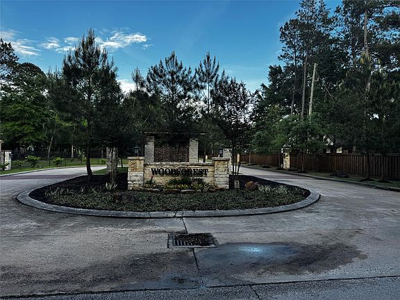 2nd image of 11124 Sunset Avenue