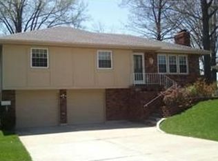 15501 E 37th Ter S, Independence, MO 64055