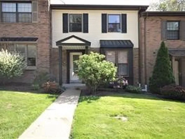 406 Edgetree Ln, Murrysville, PA 15668