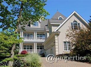 626 Marquette Dr, New Buffalo, MI 49117