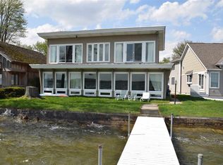 8299 E Sunrise Dr, Syracuse, IN 46567