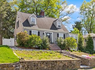 29 Villa St, Waltham, MA 02453