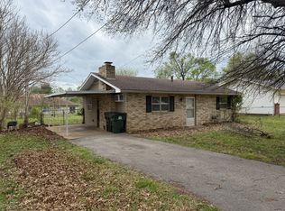 310 W Thurman Ave, Mount Vernon, MO 65712