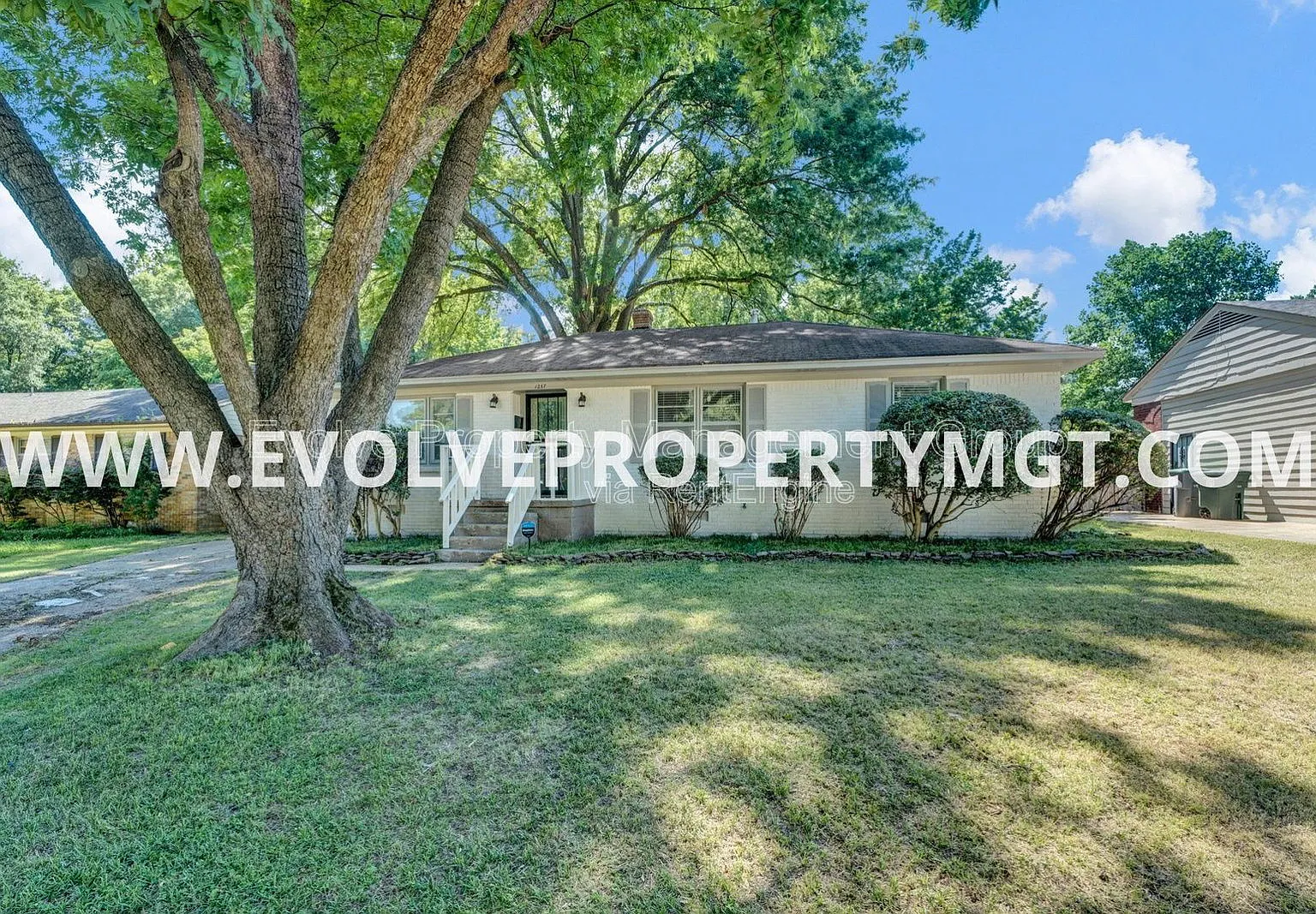 3 bed, 2.0 bath, 1604 sqft, $1,795 — Photo 1