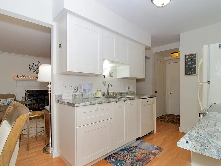 2158 Hidden Meadows Dr #C — Photo 3