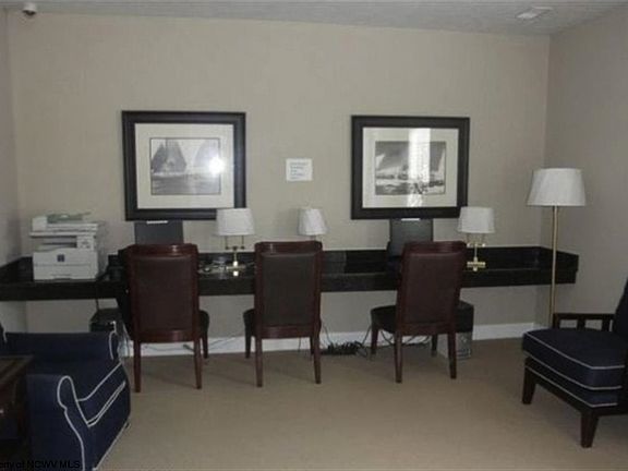 5th image of 2826 Suncrest Village Cir