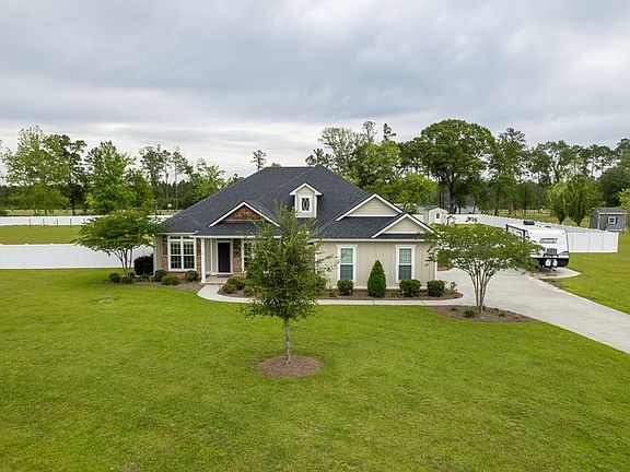 4th image of 88 White Pond Cir