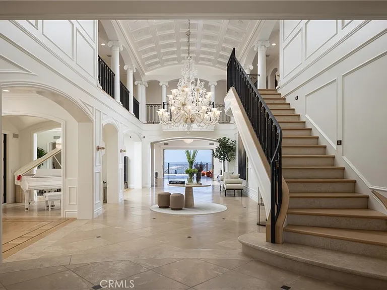 9 Pelican Crest Dr — Photo 3
