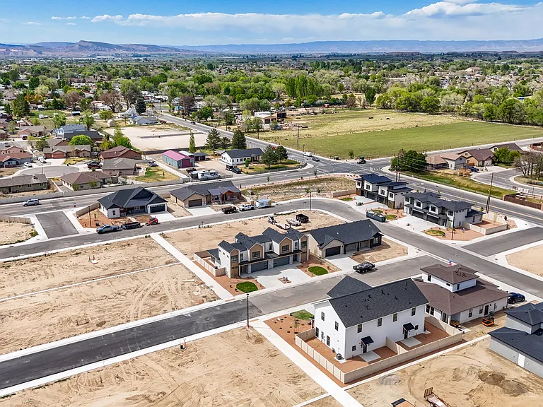 353 Toms Canyon Dr #1 — Photo 30