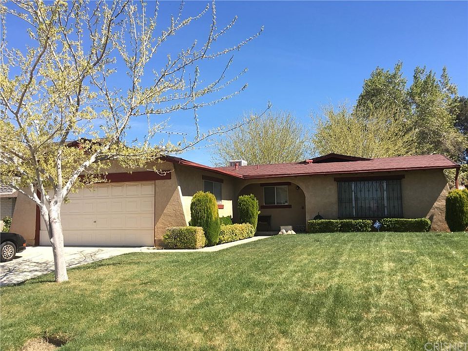 1st image of 44448 Palm Vista Ave