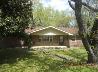 601 E Elm St, Russellville, AR 72802