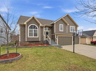 9819 N Donnelly Ave, Kansas City, MO 64157