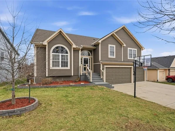 9819 N Donnelly Ave, Kansas City, MO 64157