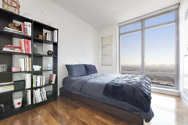 Rented by Compass | media 26