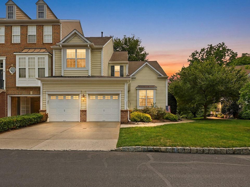 1st image of 15 Avalon Ct