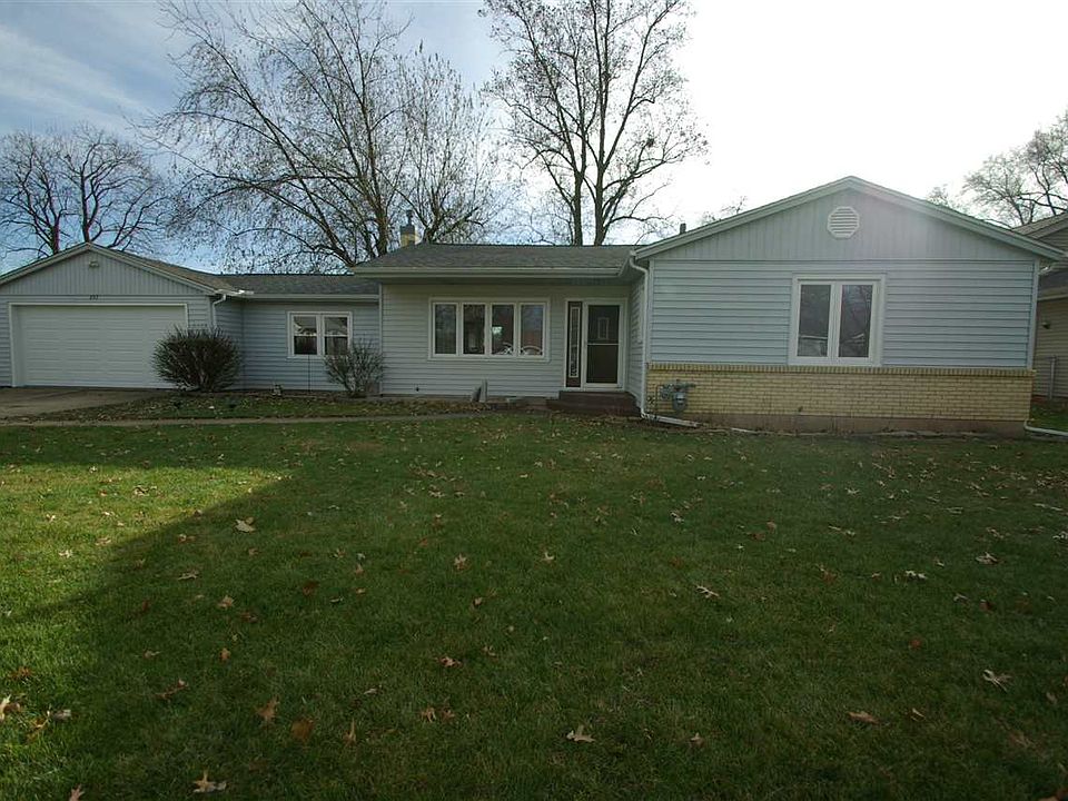 1st image of 207 Sycamore Ln