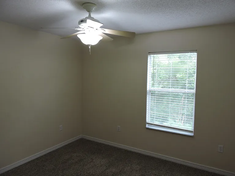 178 Cabana Way — Photo 14