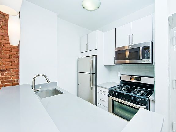 5th image of 350 W 14th St APT 3G
