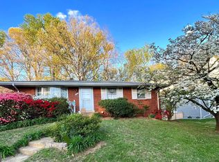 1112 Cottage St SW #BASEMENT, Vienna, VA 22180