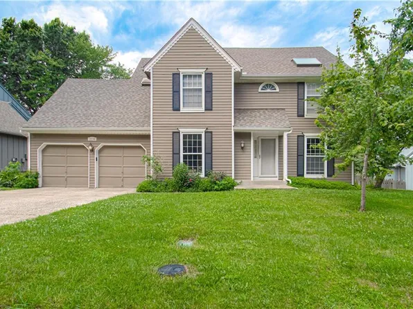 12100 Beverly St, Overland Park, KS 66209