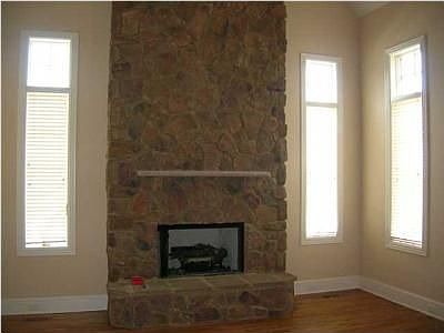 3rd image of 1235 Longholm Ct