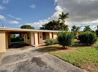 2819 Arcadia Dr, Hollywood, FL 33023