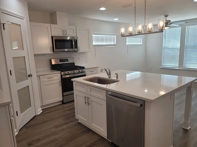 3653 Meadow Vista Ln — Photo 7