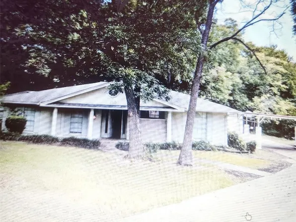 620 Spinner Rd, Desoto, TX 75115