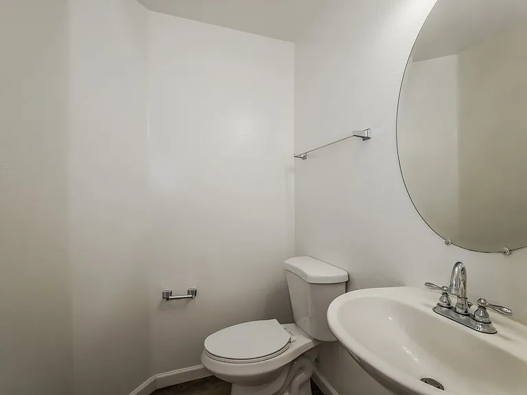 7203 W Illini St — Photo 16