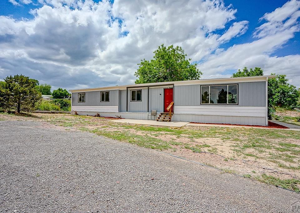 1st image of 2765 Applewood Dr