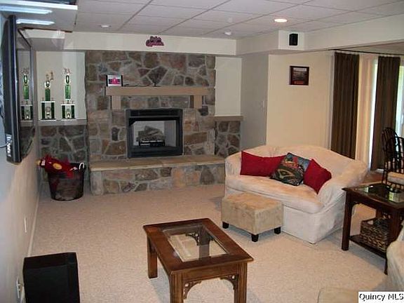 Home for Sale in Quincy, IL $177,900