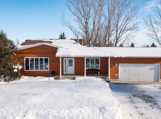 1121 Sidney Rd, Washburn, ND 58577