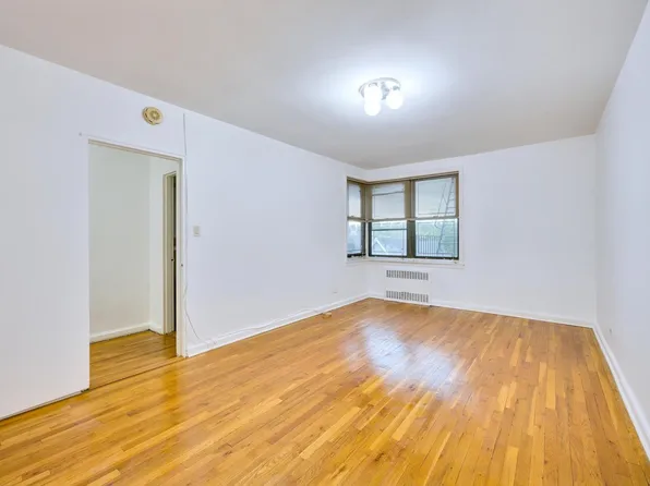 100 Ocean Parkway 4K image 13 of 14