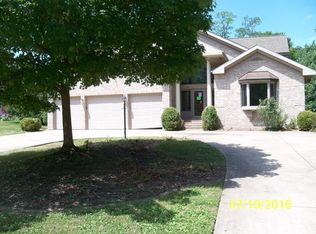 1346 Dartmouth Rd, Flossmoor, IL 60422