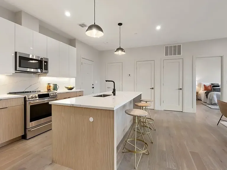 85 Myrtle St #205 — Photo 4