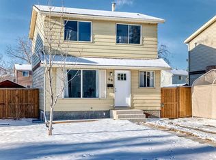 60 E Erin Mount Cres SE, Calgary, AB T2B 2S3