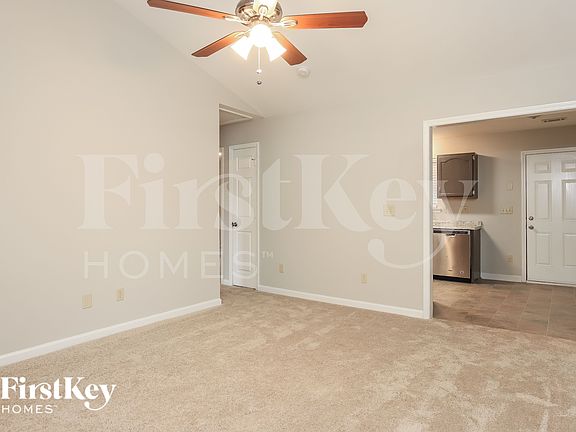 5th image of 4 Franklinwood Dr