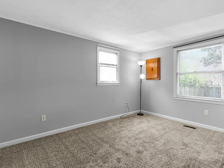 338 River Walk Dr — Photo 8