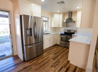 8428 W Heatherbrae Dr, Phoenix, AZ 85037