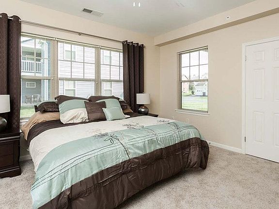 5th image of 1135 Willow Brook Bnd