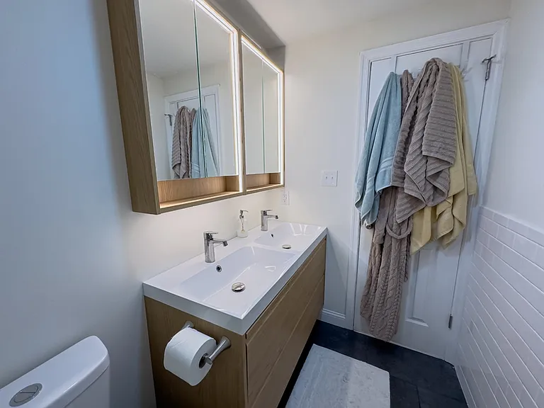 1934 Green St #3 — Photo 13