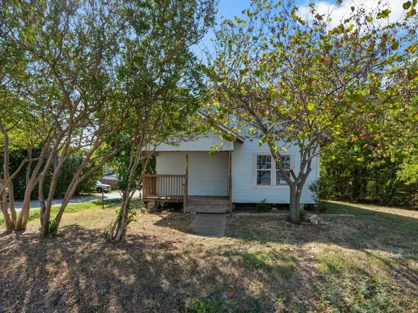 604 S Jackson St, Kaufman, TX 75142