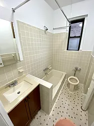 Rented by LRGNY Group, Inc.